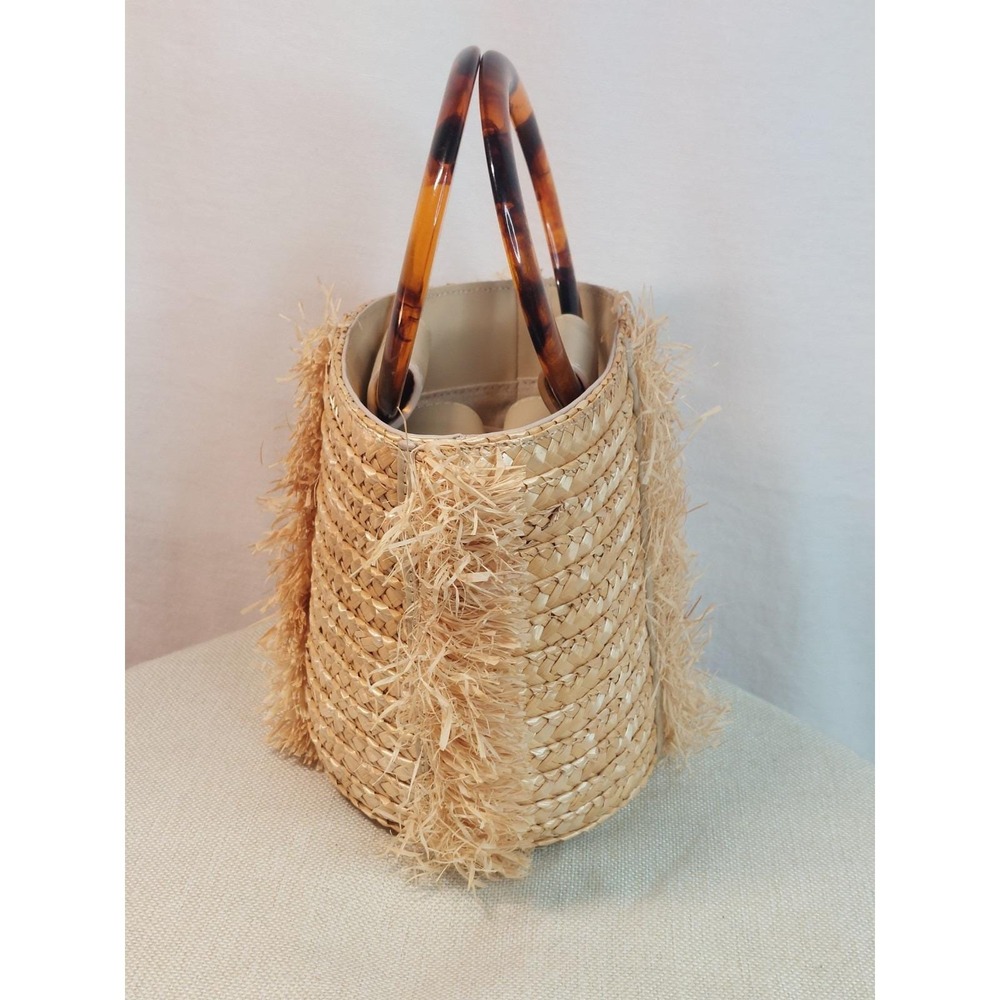 Summer Beach Bag Tuckernuck Woven Straw Tortoise Ring Handles Raffia Luxury - Picture 3 of 16